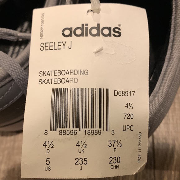 Adidas size Big Kid 5 Seeley J shoes NWT - Picture 6 of 9